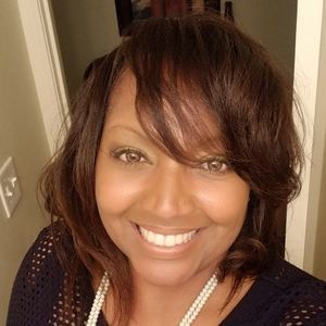 Meet your Posher, Elicia